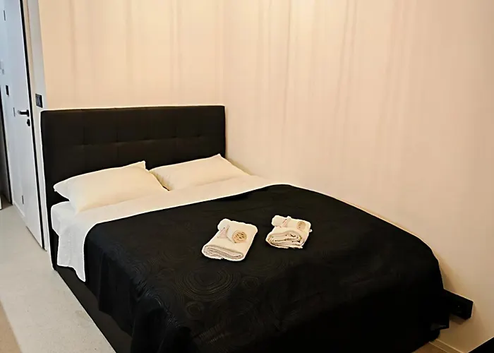 Axiom - Zenith X - Netflix, Hbo, Champagne